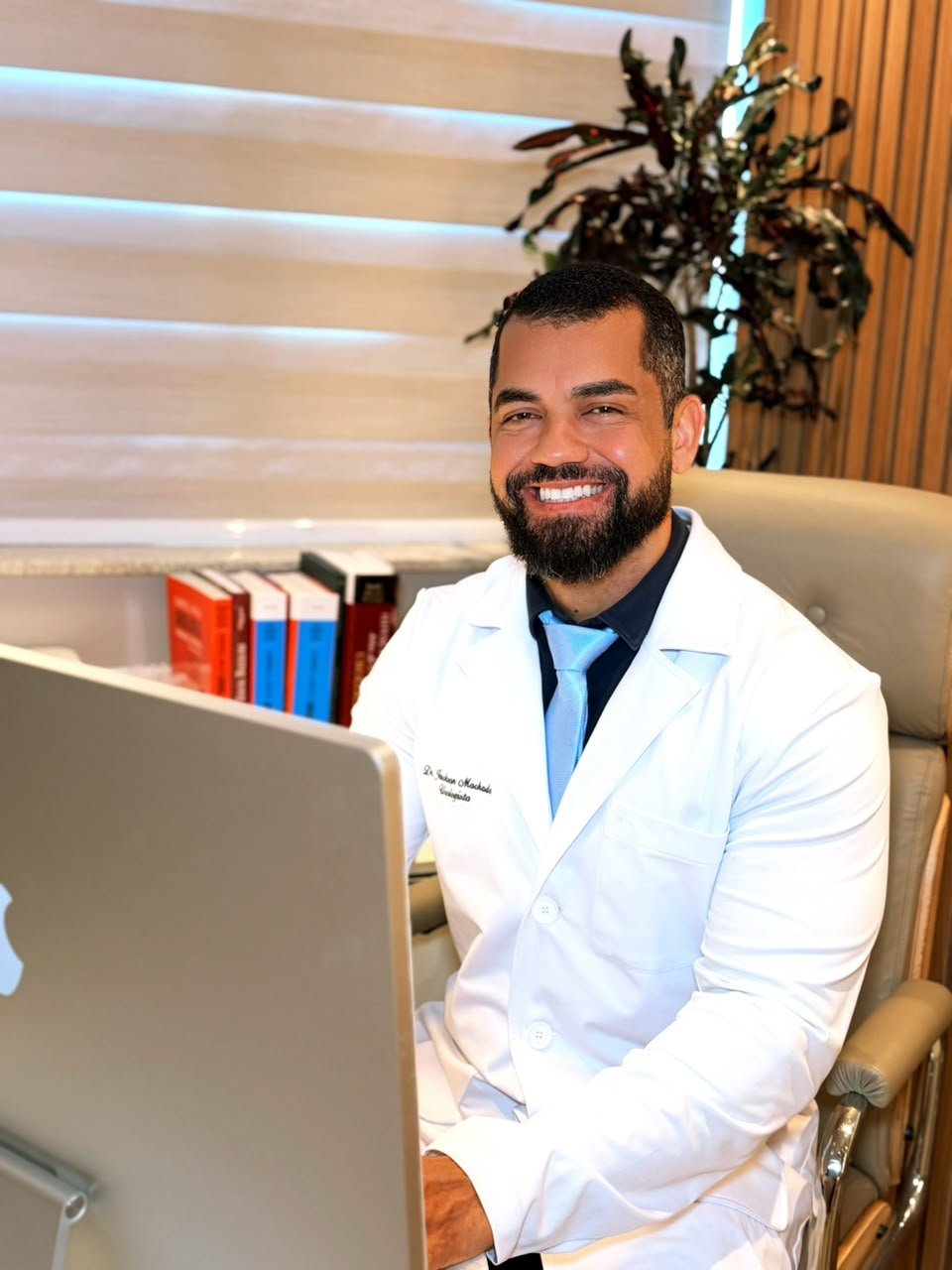 Dr. Jackson Machado, urologista